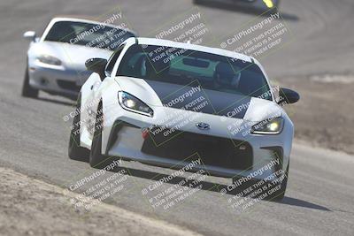 media/Oct-18-2025-Speed Ventures (Sat) [[8b3b7cf525]]/Yellow/Session 2 (Phil Hill)/